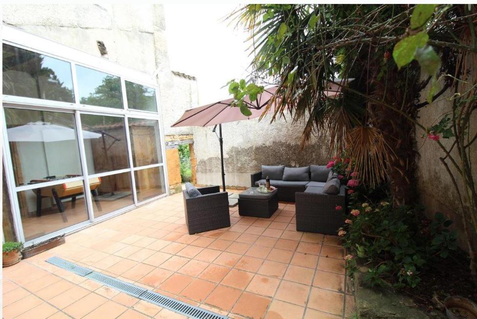 Gite le grenier des maraichers Albigny-sur-Saone Exterior foto